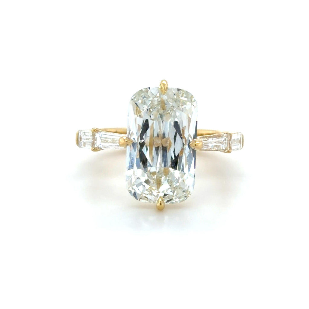 5.03 Carat Antique Cushion Cut Diamond Ring in 18k Gold