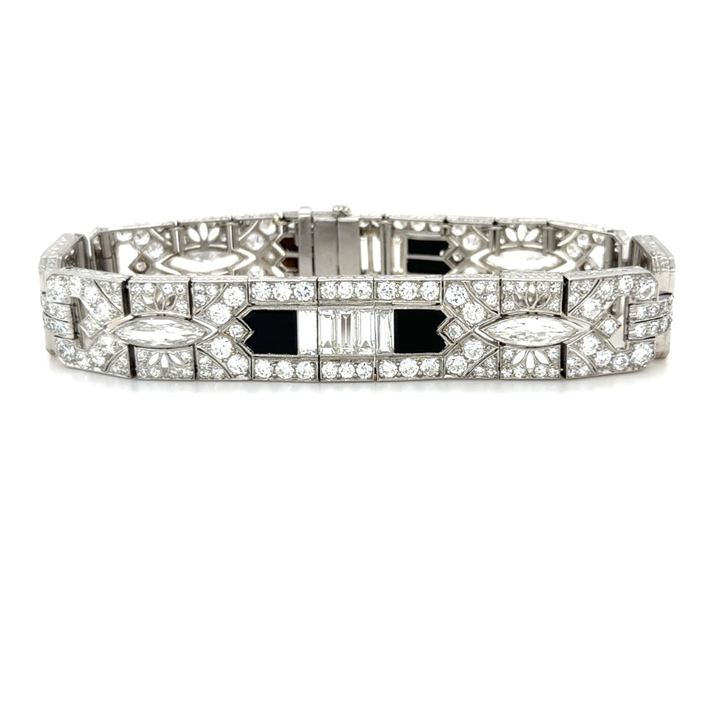 Art Deco, 15.50 Carats Diamond and Onyx Bracelet, Platinum